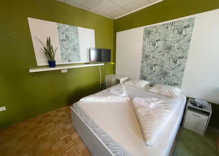 Two-room In Mariahilfer * فيينا
