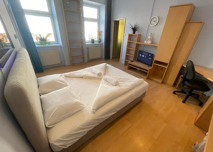 Two-room In Mariahilfer * فيينا